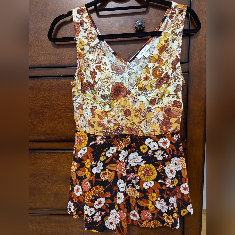 V-Neck style tank top
